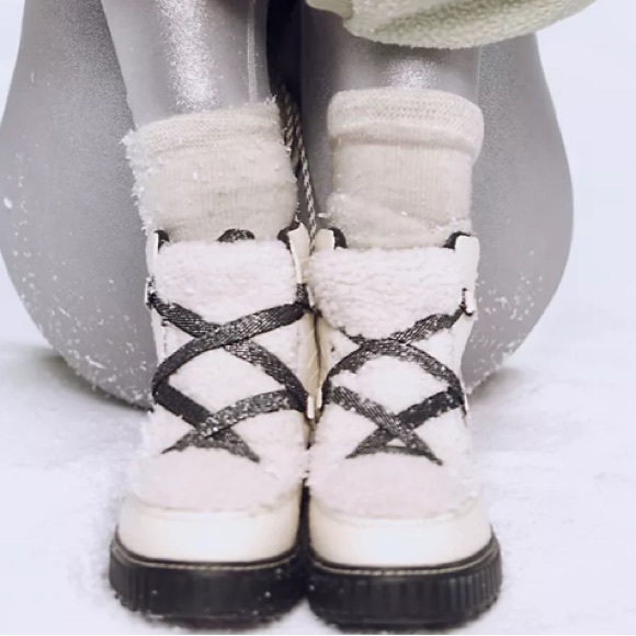 NEW SOREL Ona Ave™ Alpine Waterproof Boots-SAMPLE - Picture 4 of 11